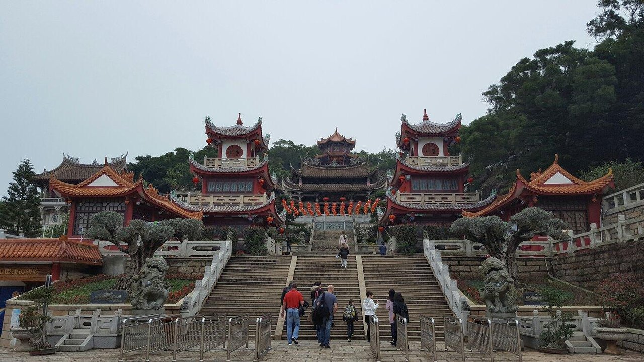 A scenic view of Putian Tianzhong Wanshou Ta
