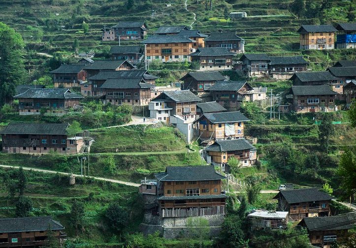 A scenic view of Qiandongnan Gaoqian Gulou