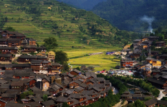 A scenic view of Qiandongnan Jiuzhou Gujianzhuqun