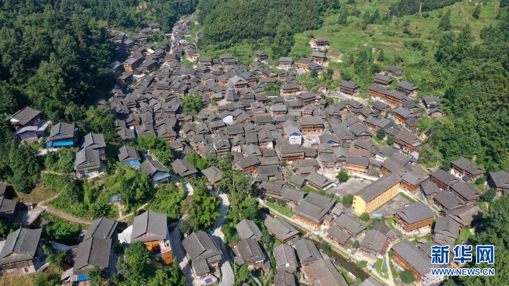 A scenic view of Qiandongnan Rongjiang Dalicun Gujianzhuqun