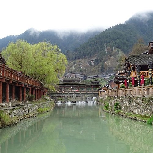A scenic view of Qiandongnan Sanmentang Gujianzhuqun