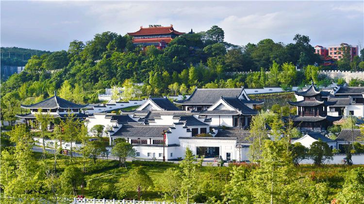 A scenic view of Qiannan Fuquan Chengqiang
