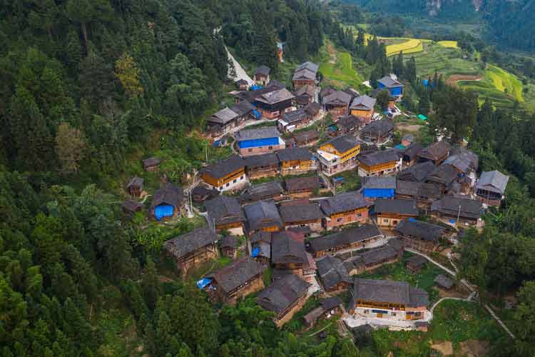 A scenic view of Qianxinan Xingyi Liushi Zhuangyuan