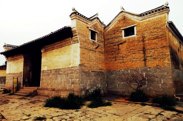 A scenic view of Qianxinan Xingyi Liushi Zhuangyuan