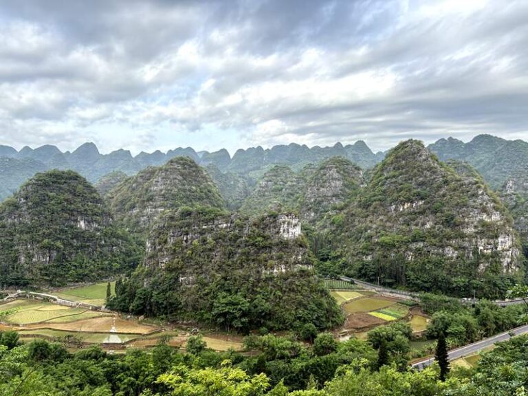 Unveiling Qianxinan Xingyi Liushi Zhuangyuan: Your Ultimate Travel Guide to Guizhou’s Scenic Beauty
