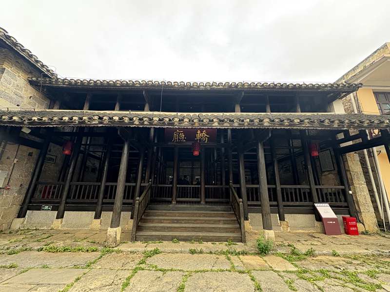A scenic view of Qianxinan Xingyi Liushi Zhuangyuan