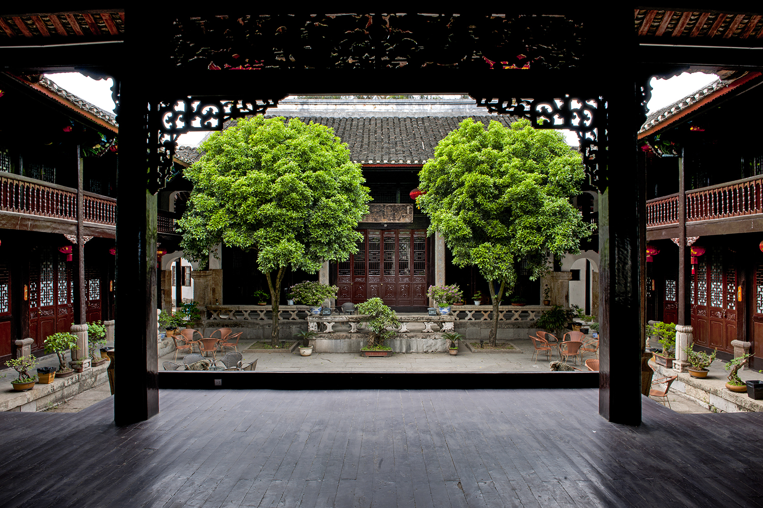 A scenic view of Qianxinan Xingyi Liushi Zhuangyuan
