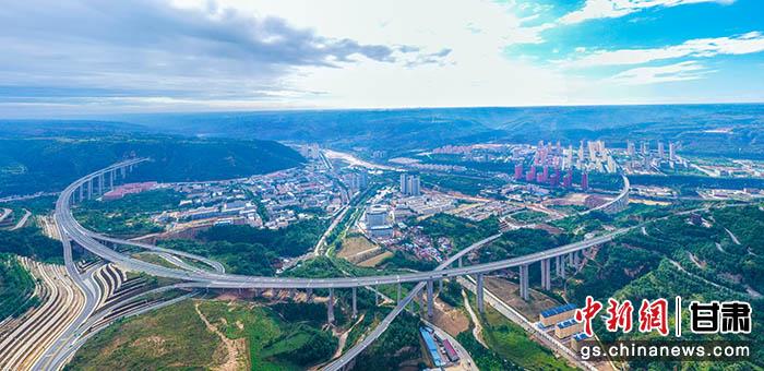 A scenic view of Qingyang Huanxian Ta