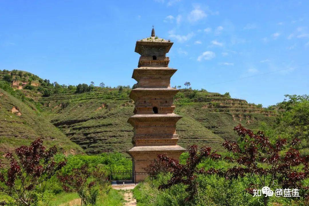 A scenic view of Qingyang Ningshousi Ta