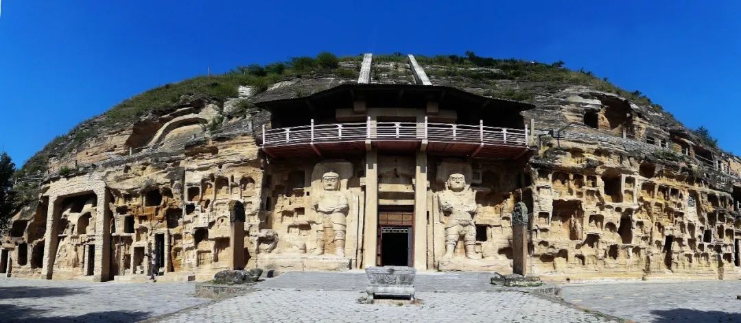 A scenic view of Qingyang Shikongsi Shiku