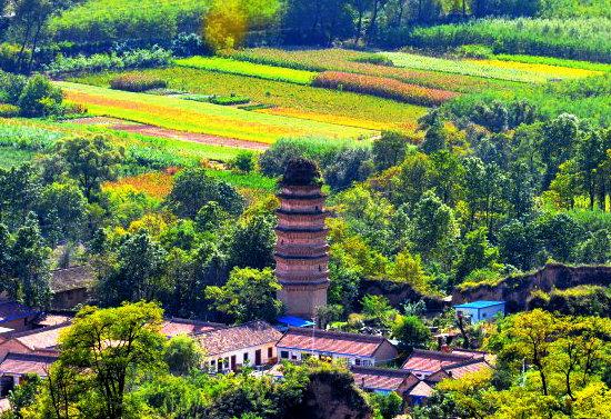 A scenic view of Qingyang Xiangle Zhuanta