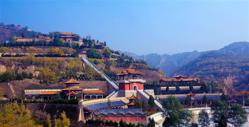 A scenic view of Qingyang Xinglongshan Gujianzhuqun