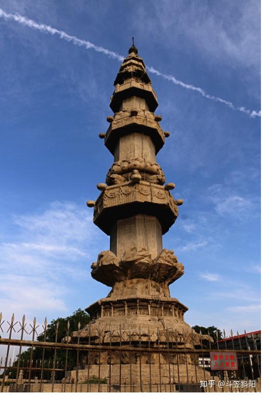 A scenic view of Qinhuangdao Dafo Ding Zunsheng Dharani Sutra Pillar