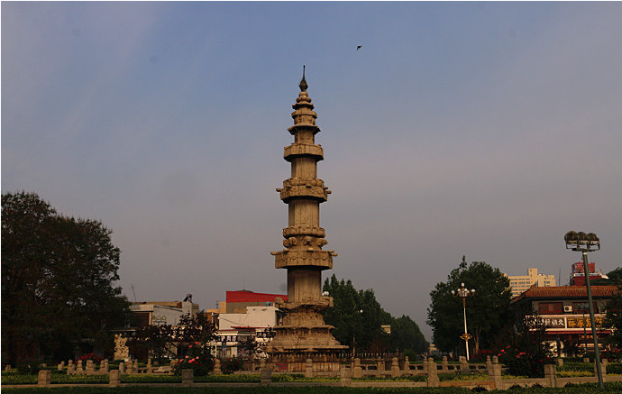 A scenic view of Qinhuangdao Dafo Ding Zunsheng Dharani Sutra Pillar