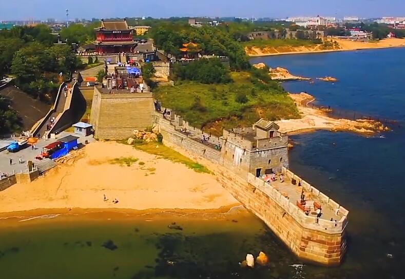 A scenic view of Qinhuangdao Great Wall Shanhaiguan