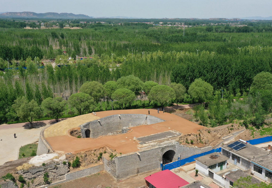 A scenic view of Qinhuangdao Yongpingfu City Wall
