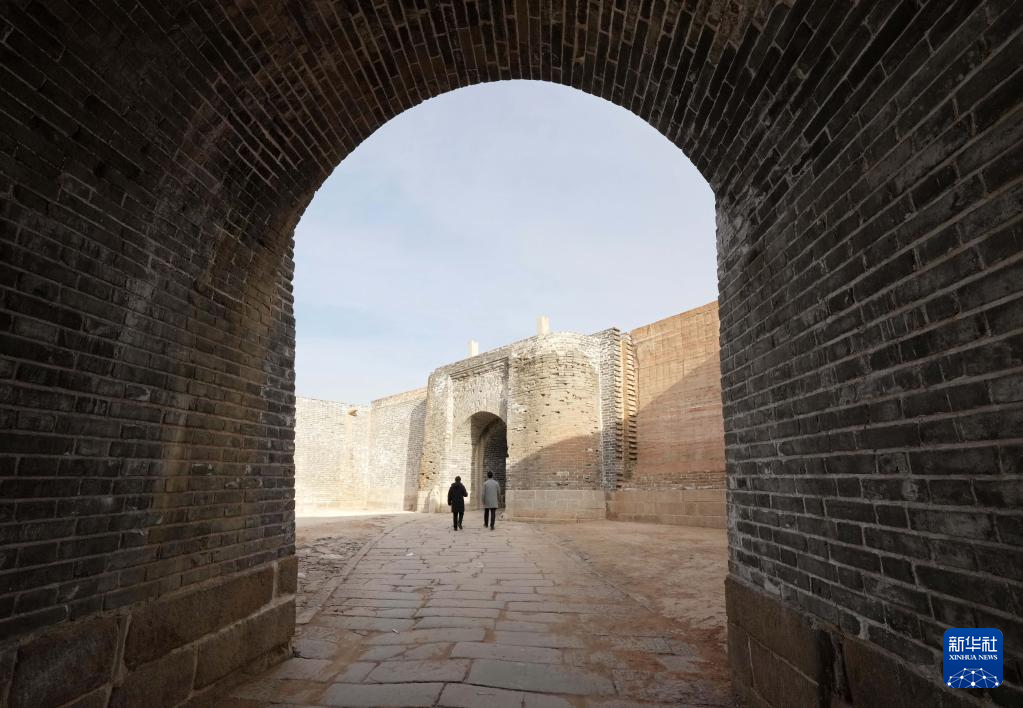 A scenic view of Qinhuangdao Yongpingfu City Wall