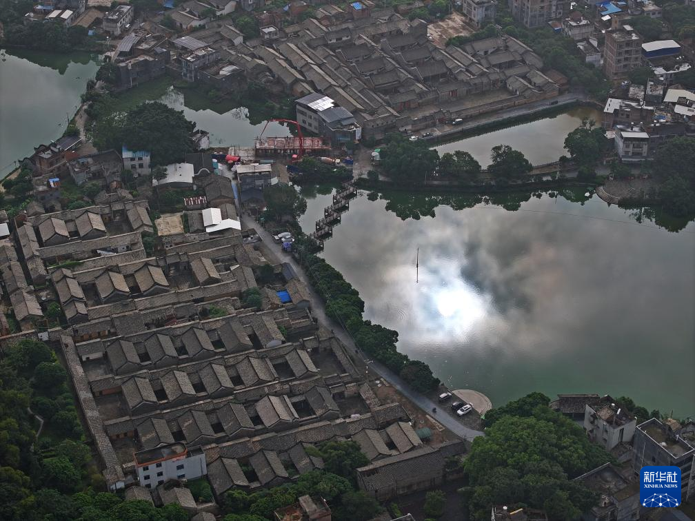 A scenic view of Qinzhou Dalucun Gujianzhuqun