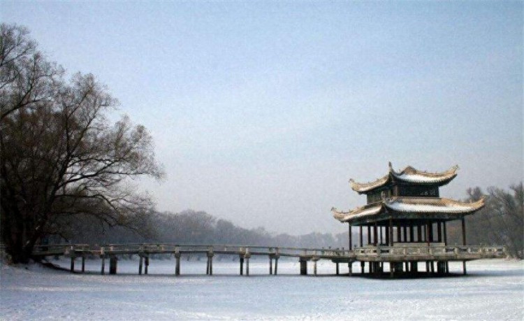 A scenic view of Qiqihar Laolongtou Yizhi