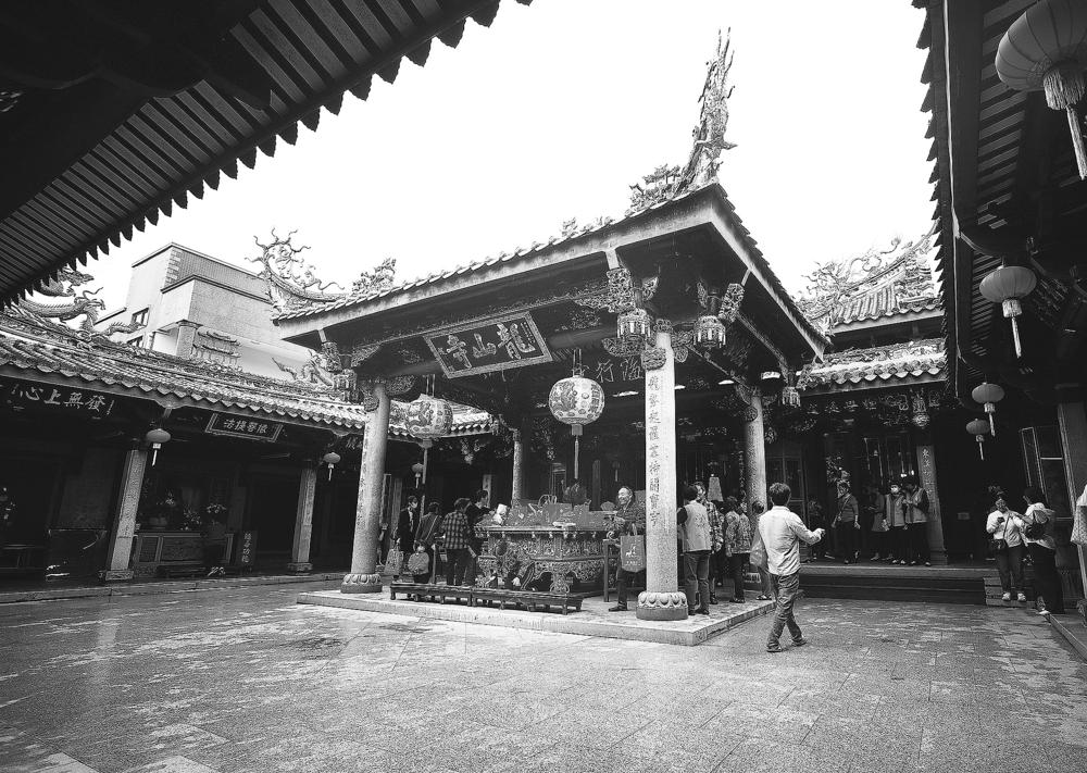 A scenic view of Quanzhou Anhai Longshansi