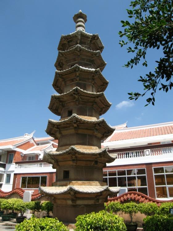 A scenic view of Quanzhou Chongfusi Yinggengta