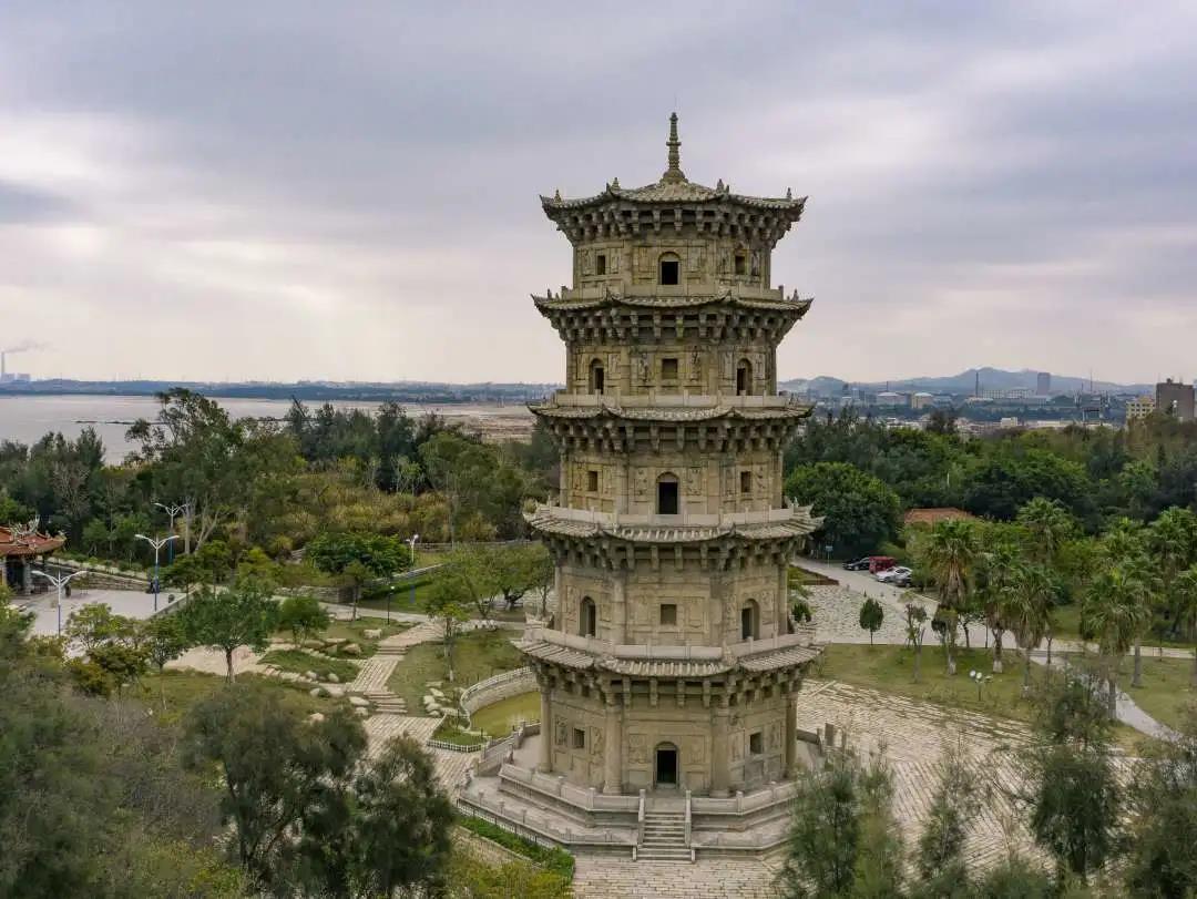 A scenic view of Quanzhou Gang Gu Jianzhu