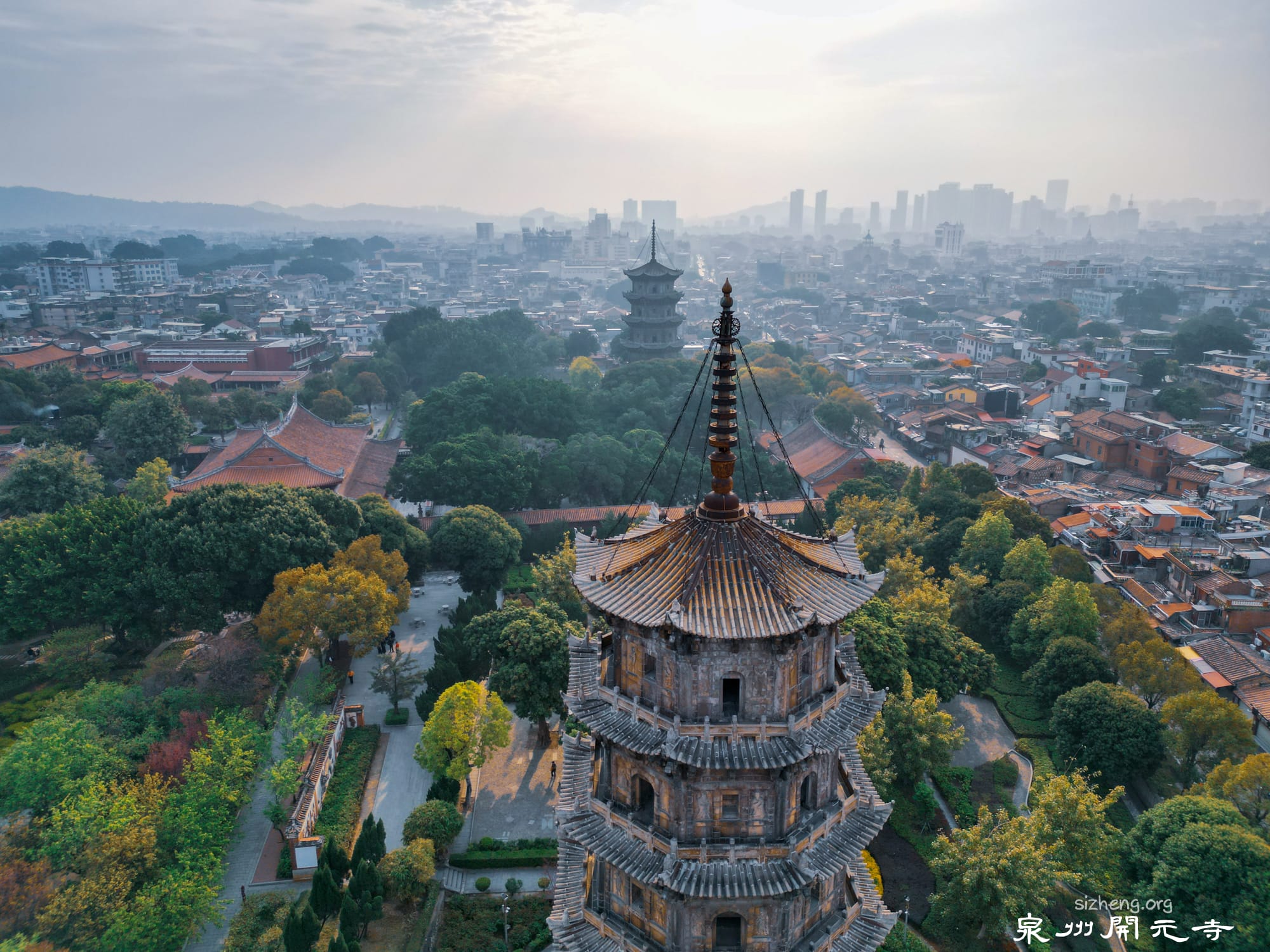 A scenic view of Quanzhou Kaiyuansi
