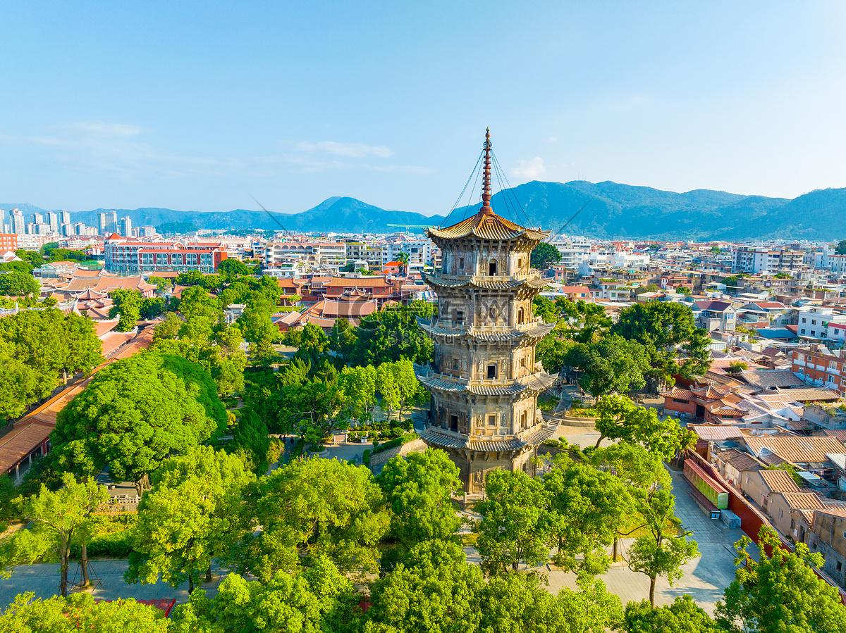 A scenic view of Quanzhou Kaiyuansi