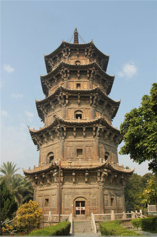 A scenic view of Quanzhou Kaiyuansi