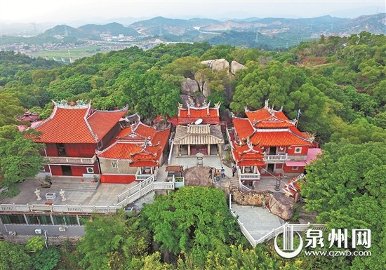 A scenic view of Quanzhou Nanan Taoyuangong