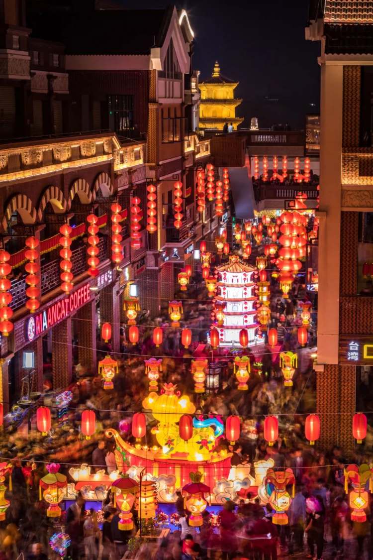 A scenic view of Quanzhou Nanan Taoyuangong