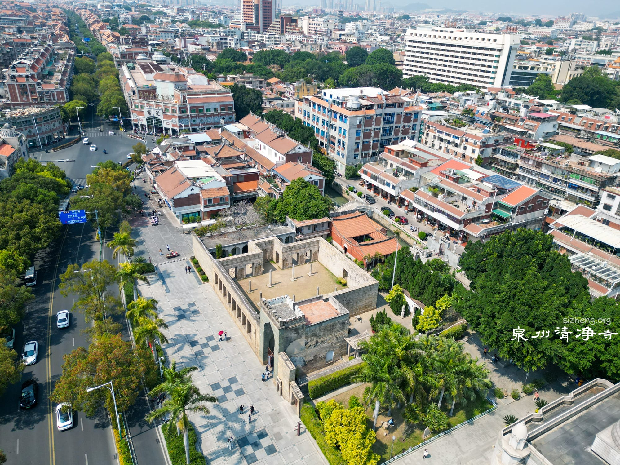 A scenic view of Quanzhou Qingjingsi