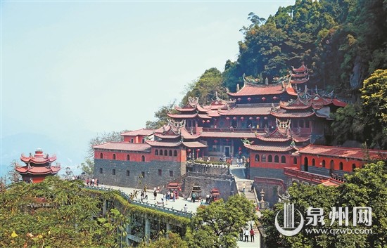 A scenic view of Quanzhou Qingshuiyan Si