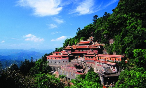 A scenic view of Quanzhou Qingshuiyan Si