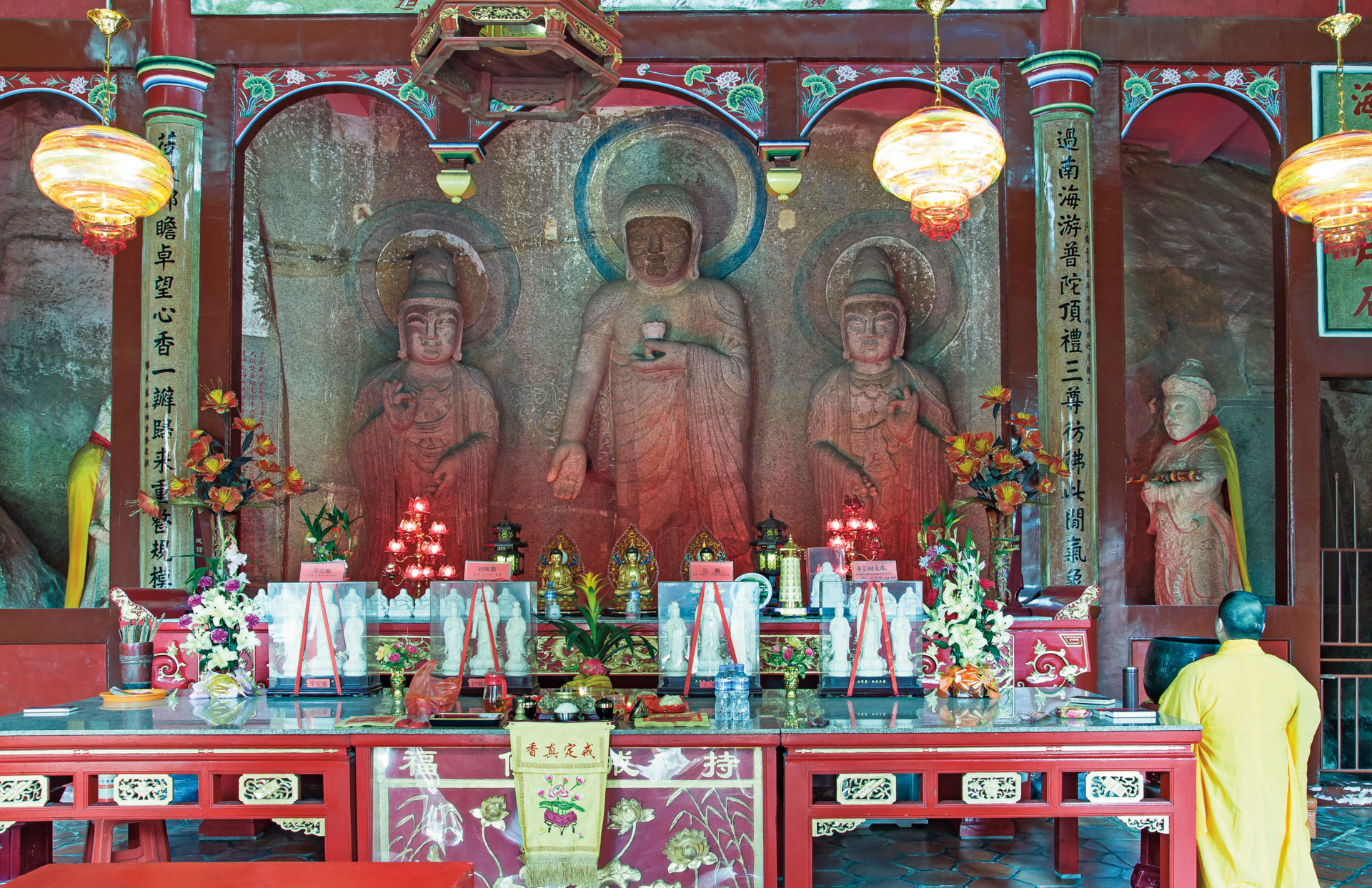 A scenic view of Quanzhou Xizisi Shifo Zaoxiang