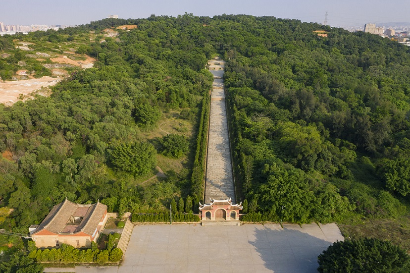 A scenic view of Quanzhou Zhengchenggong Mu
