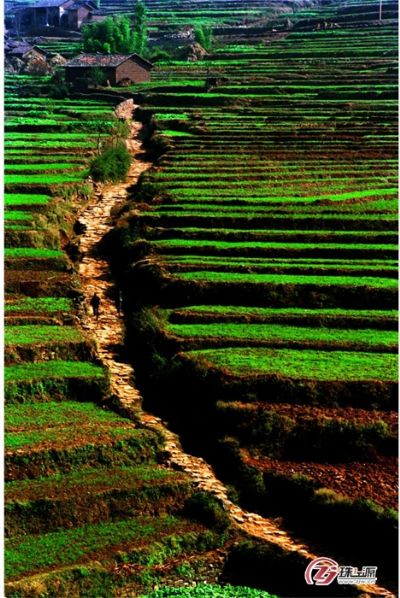 A scenic view of Qujing Kedu Guan Yidao