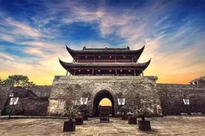 A scenic view of Quzhou Bei Er Lanshi Zongci