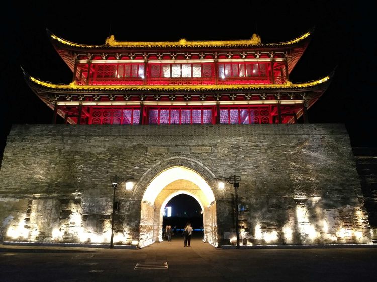 A scenic view of Quzhou Chengqiang