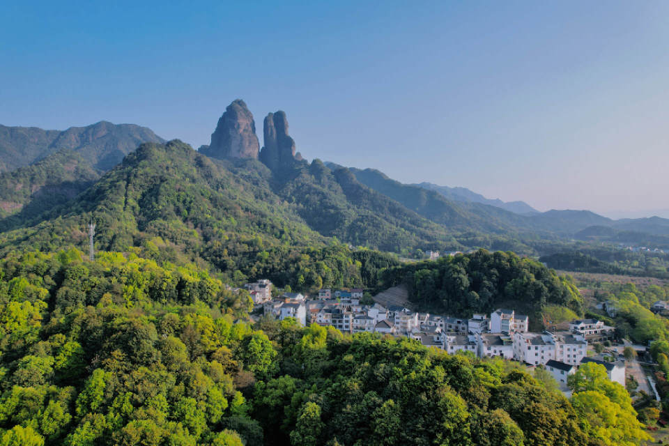 A scenic view of Quzhou Guanxi Shijia