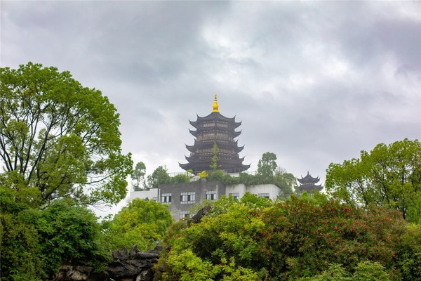 A scenic view of Quzhou Guanxi Shijia