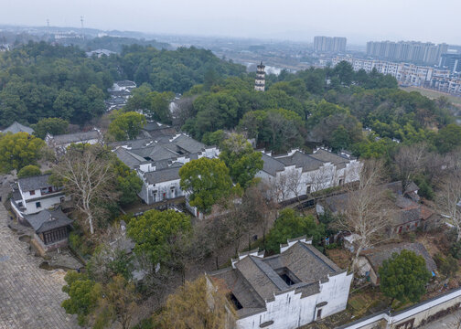 A scenic view of Quzhou Jimingshan Minju