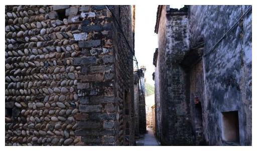 A scenic view of Quzhou Sanhuaitang
