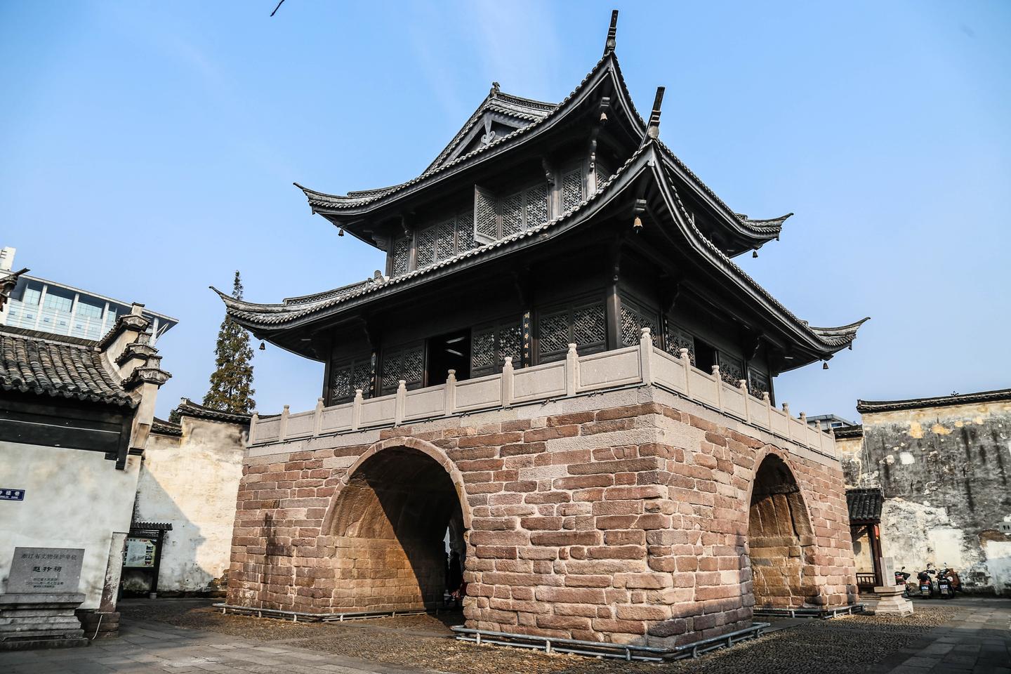 A scenic view of Quzhou Zhouxuanling Wangmiao