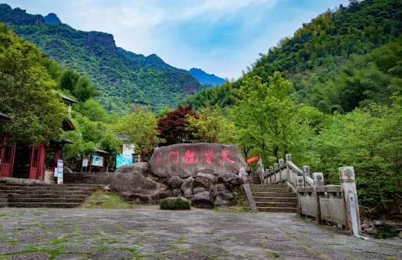 A scenic view of Quzhou Zhouxuanling Wangmiao
