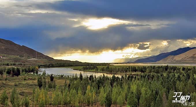A scenic view of Rikaze Naining Qude Si