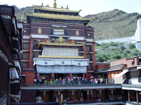A scenic view of Rikaze Pingcuolin Si