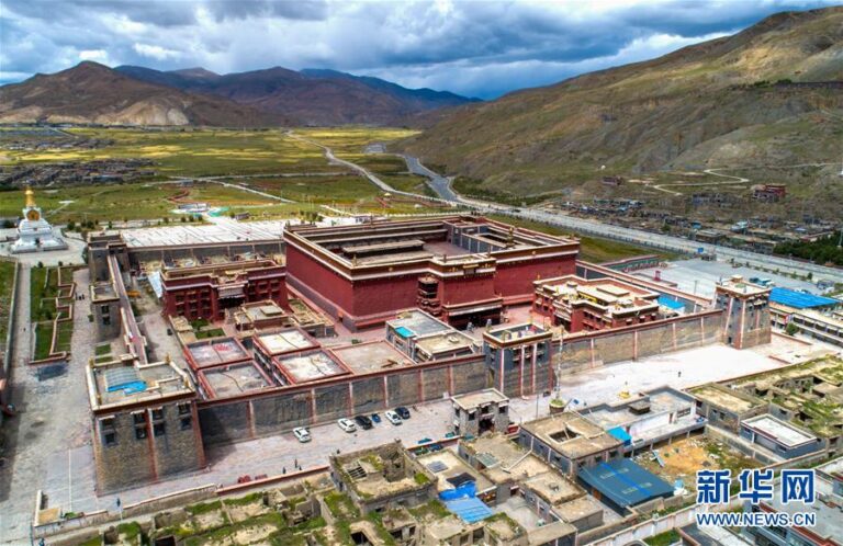 Experience Serenity: Visiting Rikaze Sajia Si in the Heart of Shigatse, Tibet