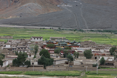 A scenic view of Rikaze Xialu Si