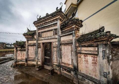 A scenic view of Sanming Jianning Hongyifangmianjun Lingdaojiguan Jiuzhi